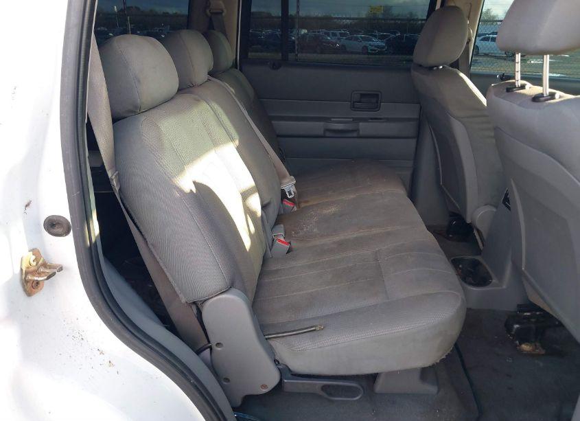 Photo 8 of 2005 Dodge Durango ST (VIN 1D4HD38N65F570147)