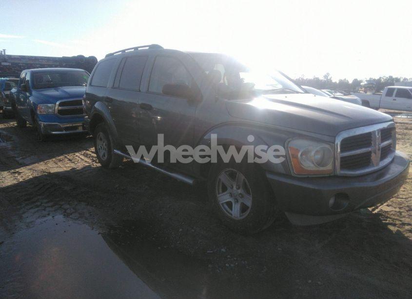 2005 Dodge Durango SLT (VIN 1D4HD48N45F510924) main photo