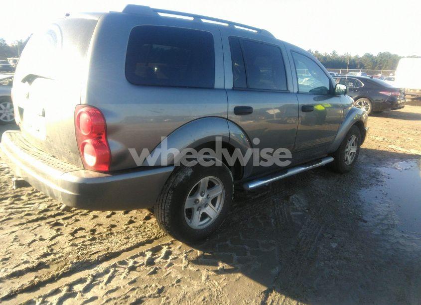 Photo 4 of 2005 Dodge Durango SLT (VIN 1D4HD48N45F510924)