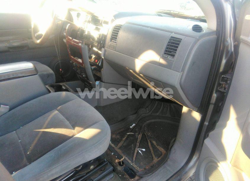 Photo 5 of 2005 Dodge Durango SLT (VIN 1D4HD48N45F510924)