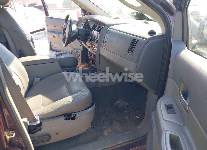 Photo 5 of 2005 Dodge Durango SLT (VIN 1D4HD48NX5F514251)