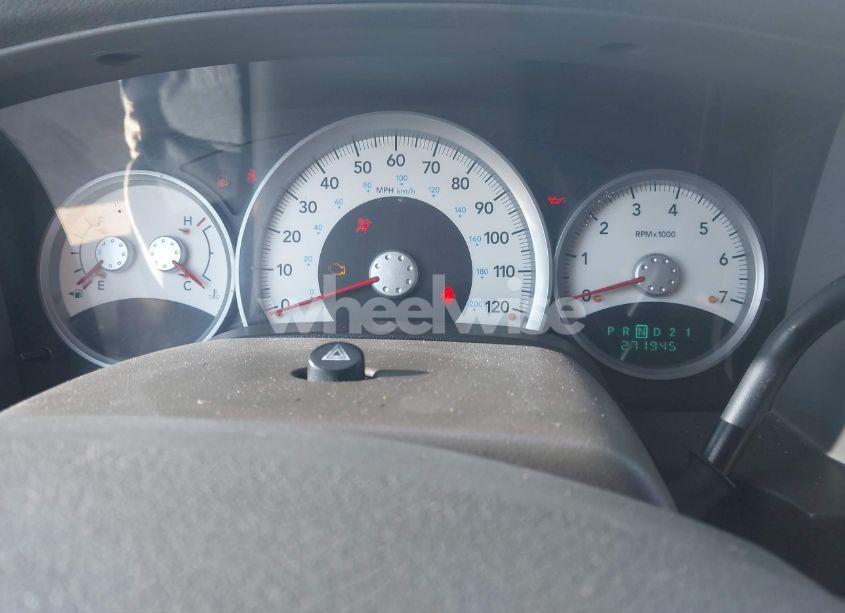 Photo 7 of 2005 Dodge Durango SLT (VIN 1D4HD48NX5F621655)