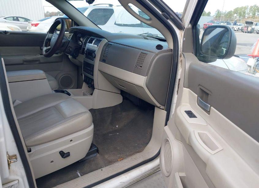 Photo 5 of 2004 Dodge Durango LIMITED (VIN 1D4HD58D54F175992)