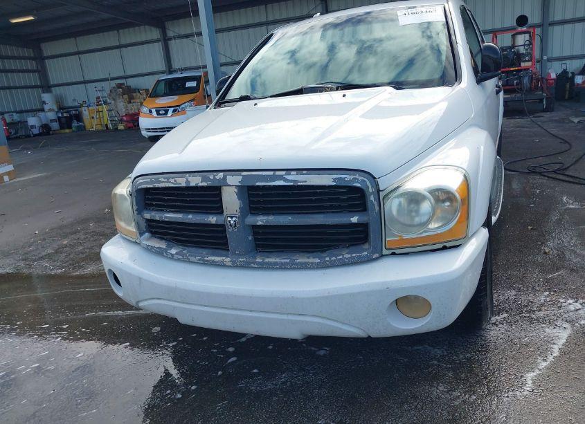 Photo 6 of 2004 Dodge Durango LIMITED (VIN 1D4HD58D54F175992)