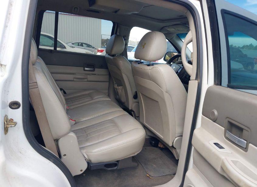 Photo 8 of 2004 Dodge Durango LIMITED (VIN 1D4HD58D54F175992)
