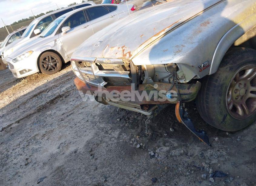 Photo 6 of 2003 Dodge Durango SLT (VIN 1D4HR48NX3F550973)