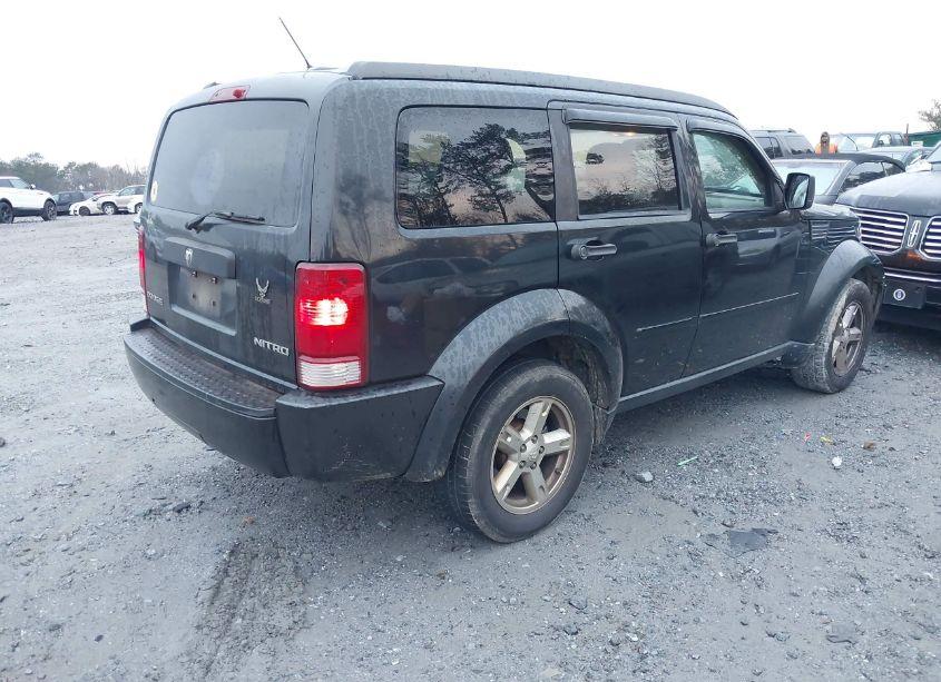 Photo 4 of 2010 Dodge Nitro SE (VIN 1D4PT2GK2AW126337)