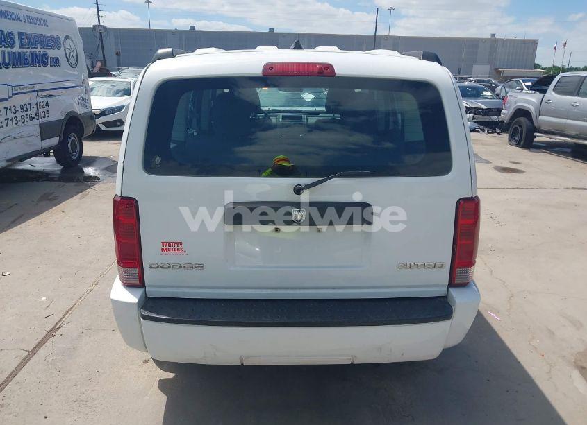 Photo 17 of 2011 Dodge Nitro SE (VIN 1D4PT2GK5BW541699)