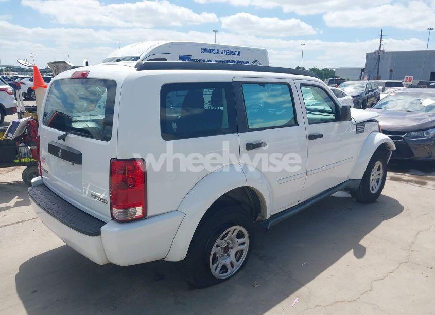 Photo 4 of 2011 Dodge Nitro SE (VIN 1D4PT2GK5BW541699)