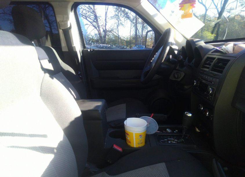 Photo 5 of 2010 Dodge Nitro HEAT (VIN 1D4PT4GK3AW169421)