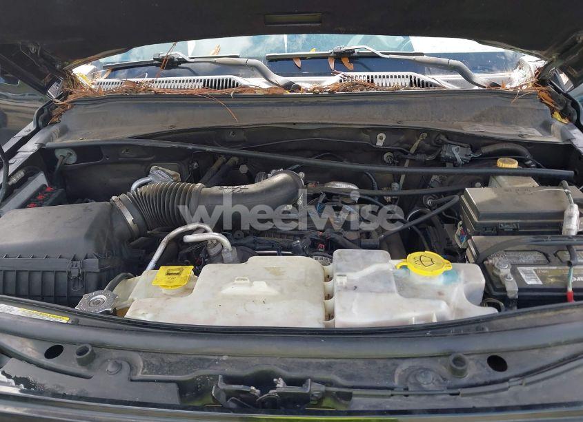 Photo 10 of 2011 Dodge Nitro HEAT (VIN 1D4PT4GK3BW527067)