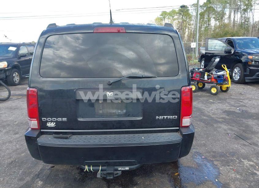 Photo 16 of 2011 Dodge Nitro HEAT (VIN 1D4PT4GK3BW527067)