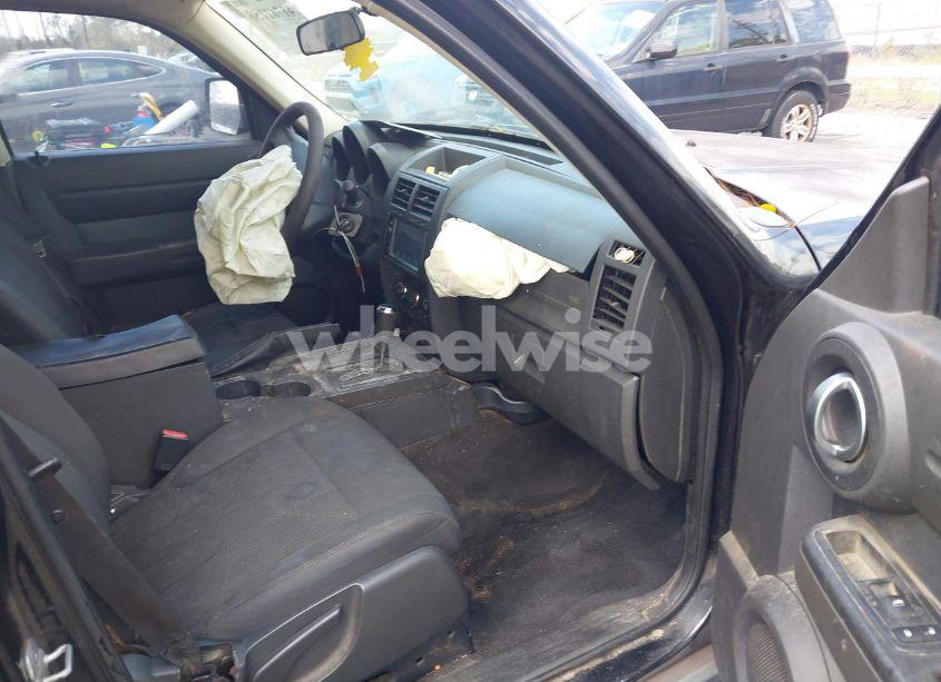 Photo 5 of 2011 Dodge Nitro HEAT (VIN 1D4PT4GK3BW527067)