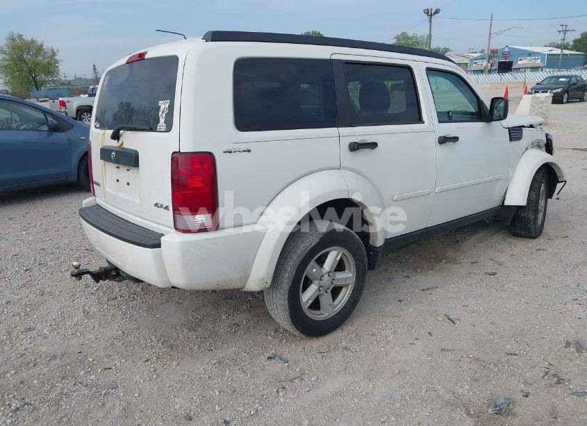 Photo 4 of 2010 Dodge Nitro SE (VIN 1D4PU2GK8AW141180)