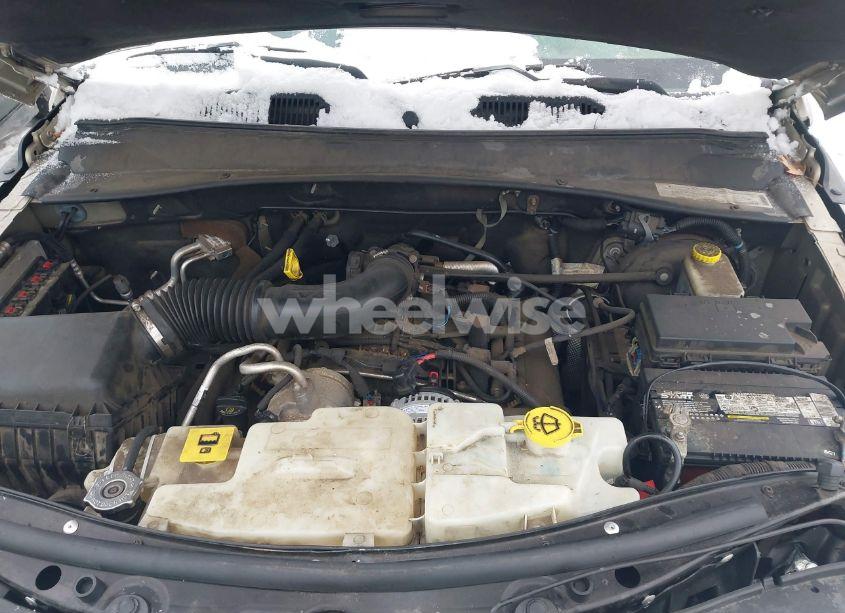 Photo 10 of 2010 Dodge Nitro HEAT (VIN 1D4PU4GK1AW157782)