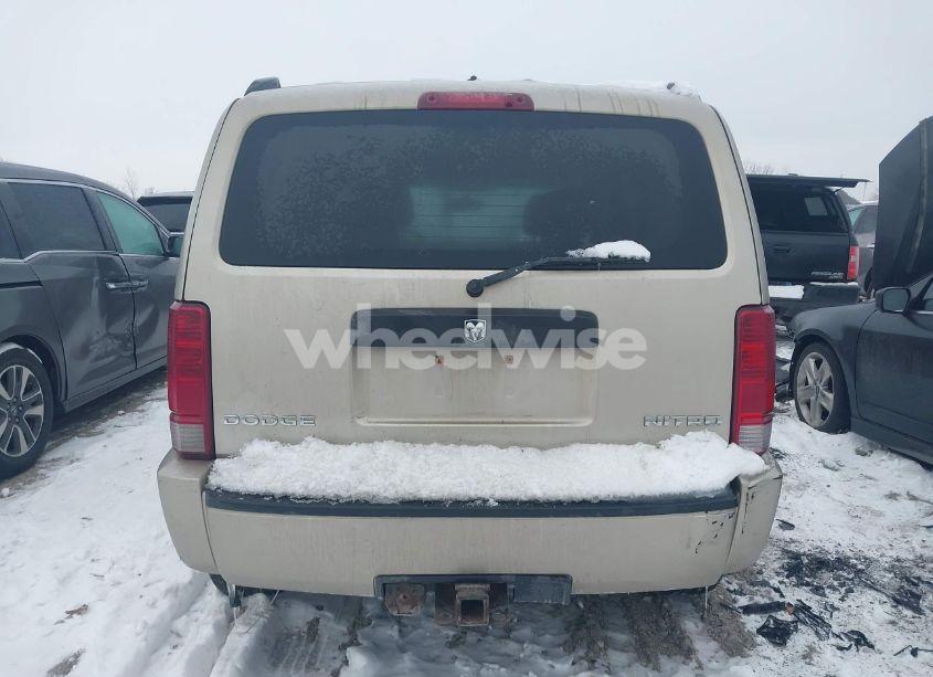 Photo 17 of 2010 Dodge Nitro HEAT (VIN 1D4PU4GK1AW157782)