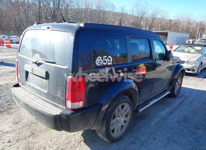 Photo 4 of 2011 Dodge Nitro HEAT (VIN 1D4PU4GK1BW522673)