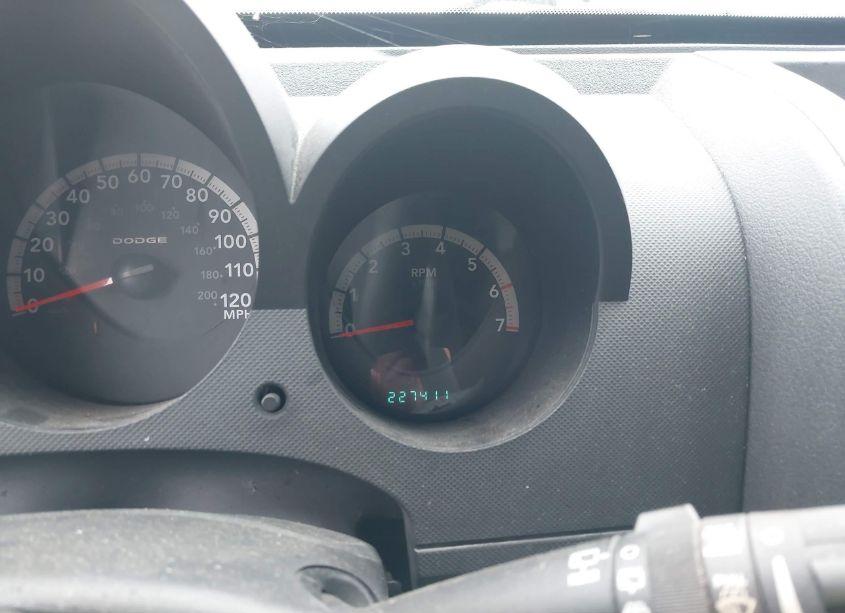 Photo 15 of 2010 Dodge Nitro HEAT (VIN 1D4PU4GK6AW175288)