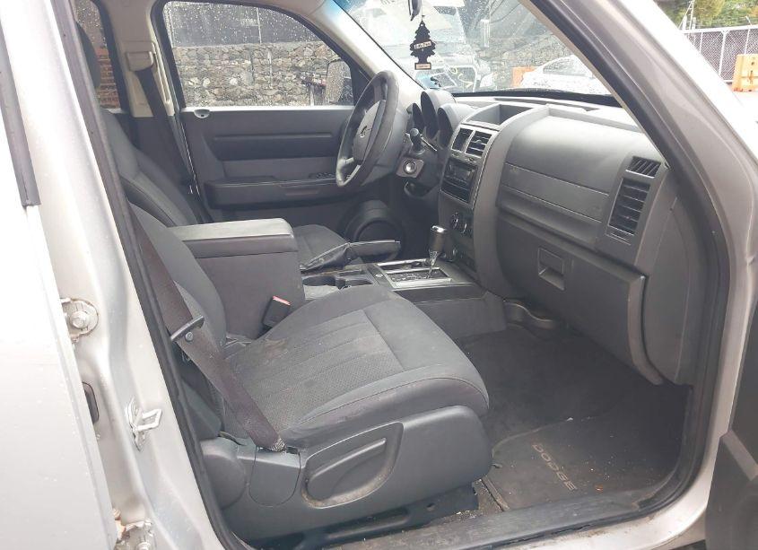 Photo 5 of 2011 Dodge Nitro HEAT (VIN 1D4PU4GKXBW522669)