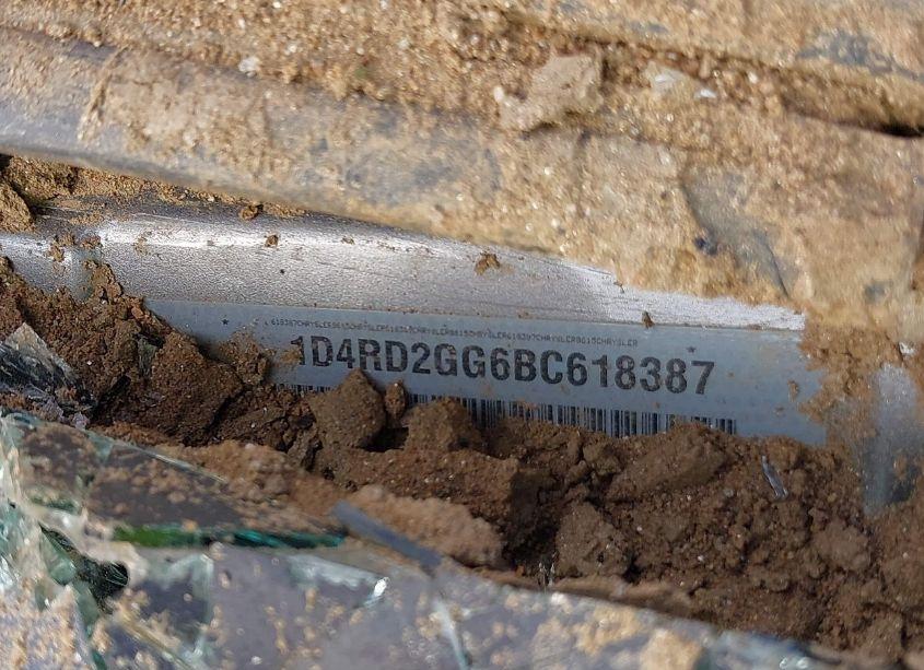 Photo 9 of 2011 Dodge Durango EXPRESS (VIN 1D4RD2GG6BC618387)