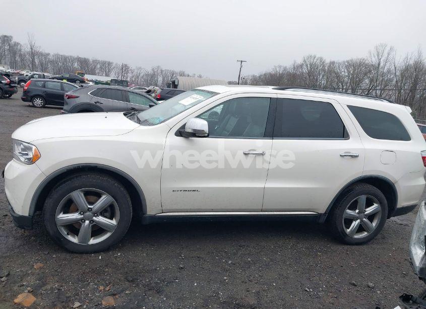Photo 14 of 2011 Dodge Durango CITADEL (VIN 1D4RE5GG0BC720881)