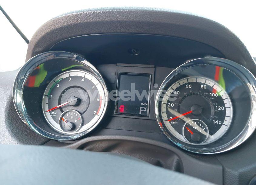 Photo 7 of 2011 Dodge Durango CREW (VIN 1D4SD4GT0BC630240)