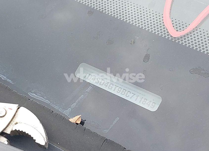 Photo 9 of 2011 Dodge Durango CREW (VIN 1D4SD4GT9BC711849)