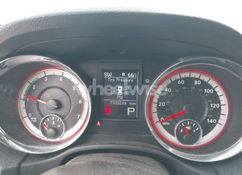 Photo 7 of 2011 Dodge Durango R/T (VIN 1D4SD6GT8BC682291)