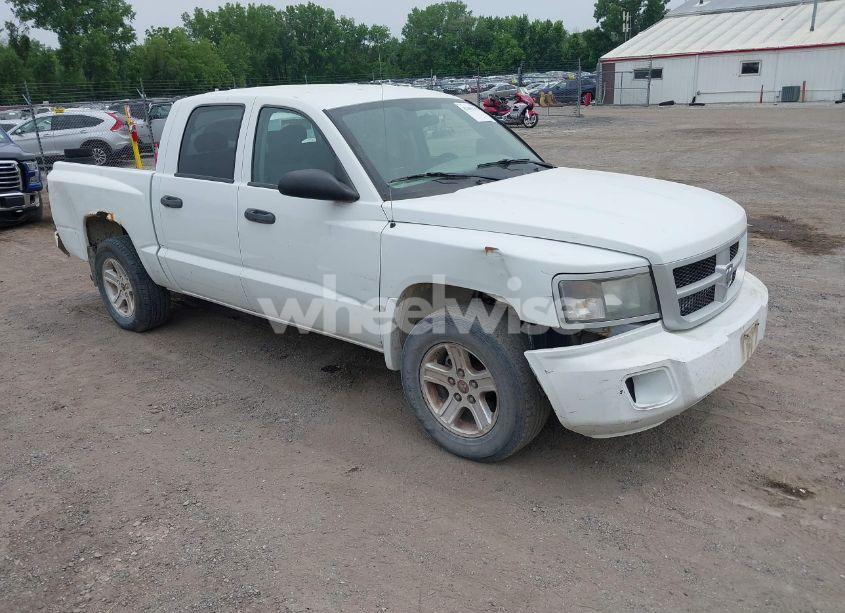 2010 Dodge Dakota BIGHORN/LONESTAR (VIN 1D7CE3GK4AS163639) main photo