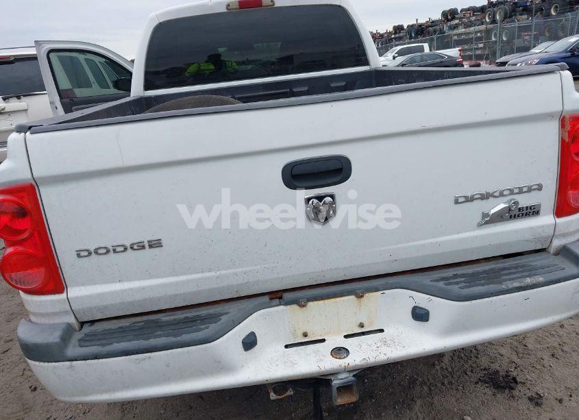 Photo 6 of 2010 Dodge Dakota BIGHORN/LONESTAR (VIN 1D7CE3GKXAS230356)