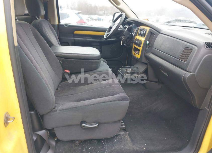 Photo 5 of 2005 Dodge Ram 1500 SLT/LARAMIE (VIN 1D7HA16D05J517810)