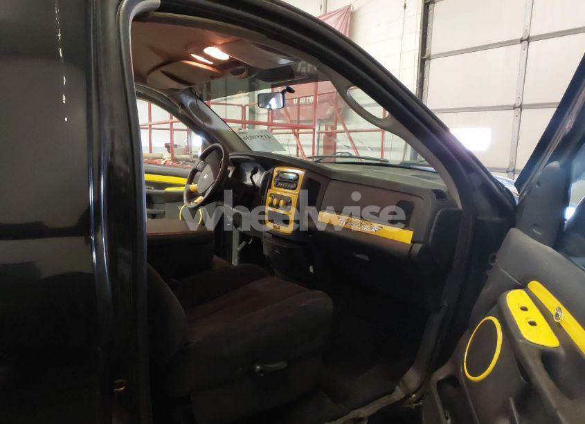 Photo 5 of 2004 Dodge Ram 1500 SLT/LARAMIE (VIN 1D7HA16D74J245528)