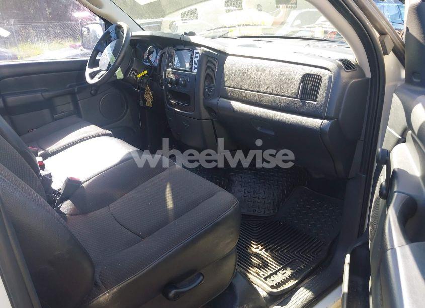 Photo 5 of 2004 Dodge Ram 1500 ST (VIN 1D7HA16K14J102251)