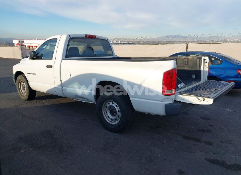 Photo 3 of 2004 Dodge Ram 1500 ST (VIN 1D7HA16K44J218818)