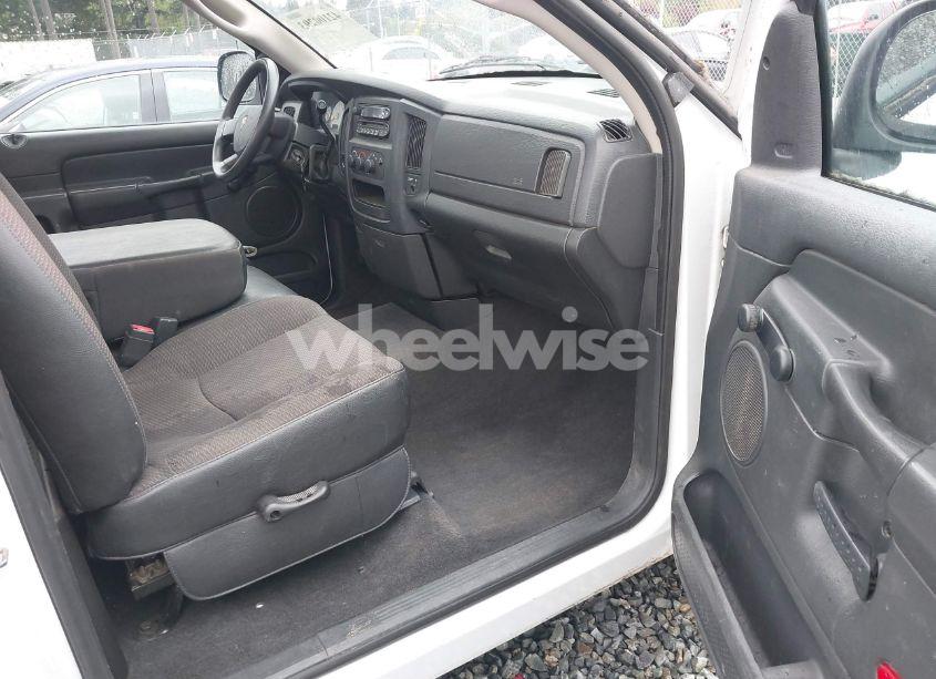 Photo 5 of 2005 Dodge Ram 1500 ST (VIN 1D7HA16K55J649105)