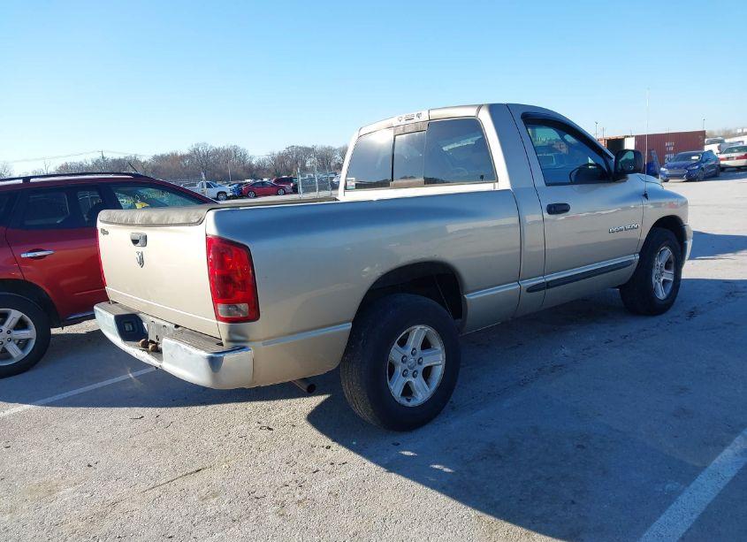 Photo 4 of 2005 Dodge Ram 1500 ST (VIN 1D7HA16K75J624268)