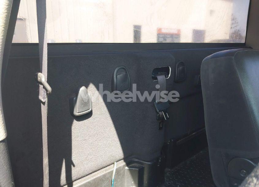 Photo 8 of 2004 Dodge Ram 1500 ST (VIN 1D7HA16NX4J130771)