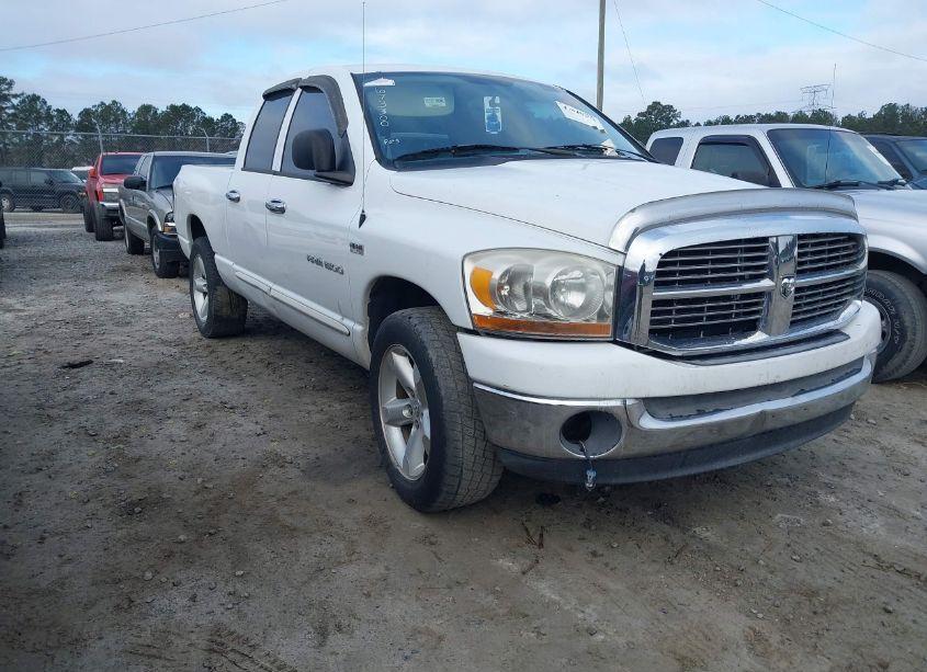 2006 Dodge Ram 1500 SLT (VIN 1D7HA18216S673300) main photo