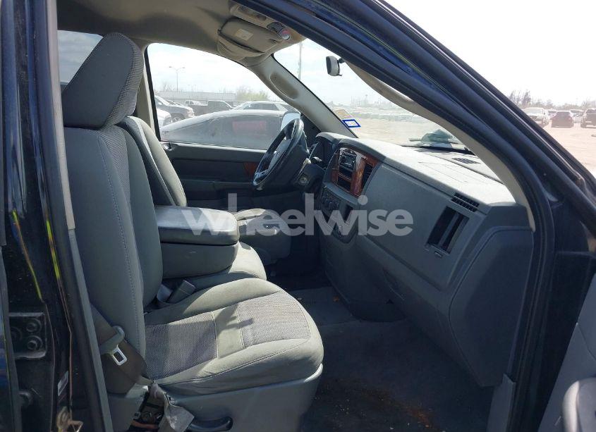 Photo 5 of 2006 Dodge Ram 1500 SLT (VIN 1D7HA18226S659907)