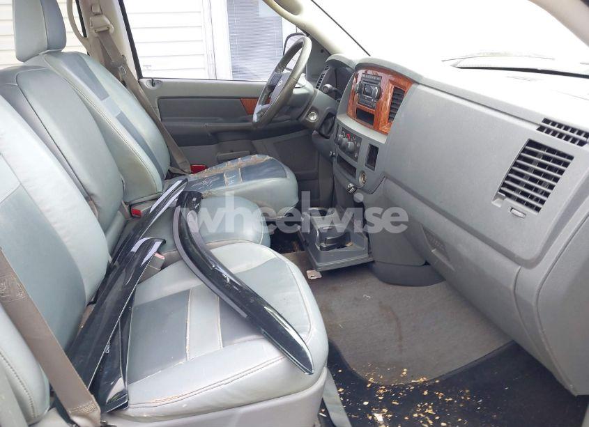 Photo 5 of 2006 Dodge Ram 1500 SLT (VIN 1D7HA18226S699968)