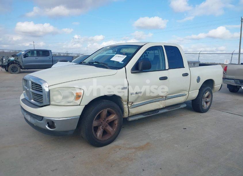 Photo 2 of 2008 Dodge Ram 1500 SLT (VIN 1D7HA18238J231014)