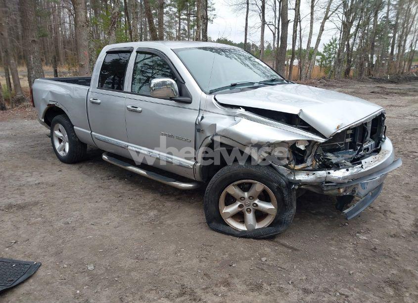 2007 Dodge Ram 1500 SLT (VIN 1D7HA18247J632912) main photo