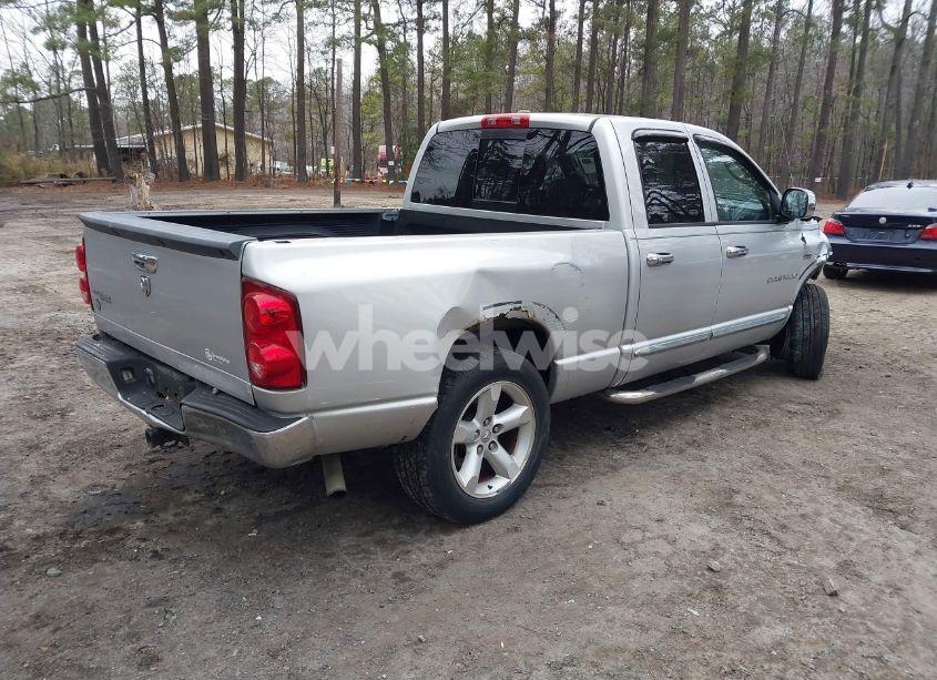 Photo 4 of 2007 Dodge Ram 1500 SLT (VIN 1D7HA18247J632912)