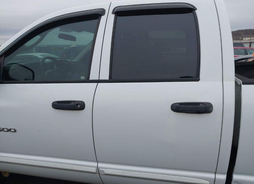 Photo 15 of 2007 Dodge Ram 1500 SLT (VIN 1D7HA182X7J501774)