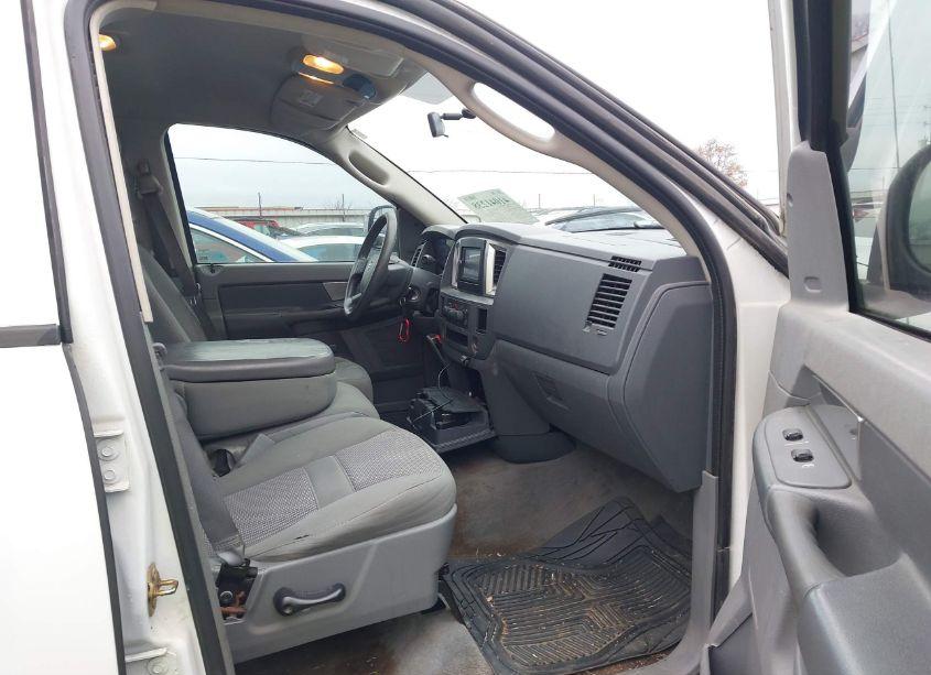 Photo 5 of 2007 Dodge Ram 1500 SLT (VIN 1D7HA182X7J501774)