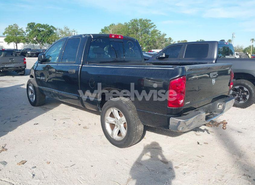 Photo 3 of 2007 Dodge Ram 1500 SLT (VIN 1D7HA182X7S178319)