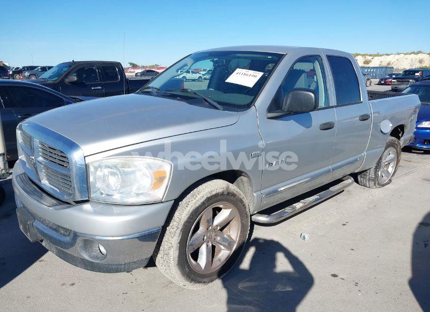 Photo 2 of 2008 Dodge Ram 1500 SLT (VIN 1D7HA182X8J129600)