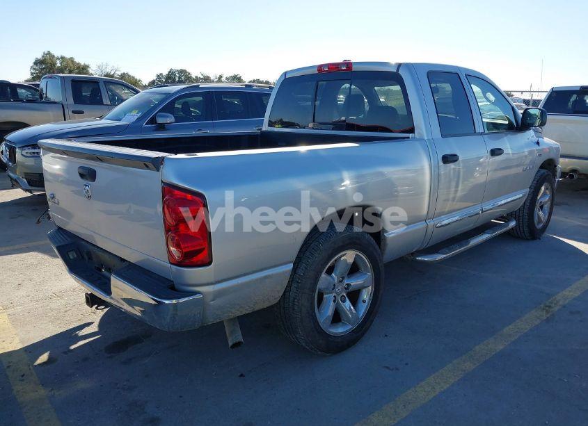 Photo 4 of 2008 Dodge Ram 1500 SLT (VIN 1D7HA182X8J129600)