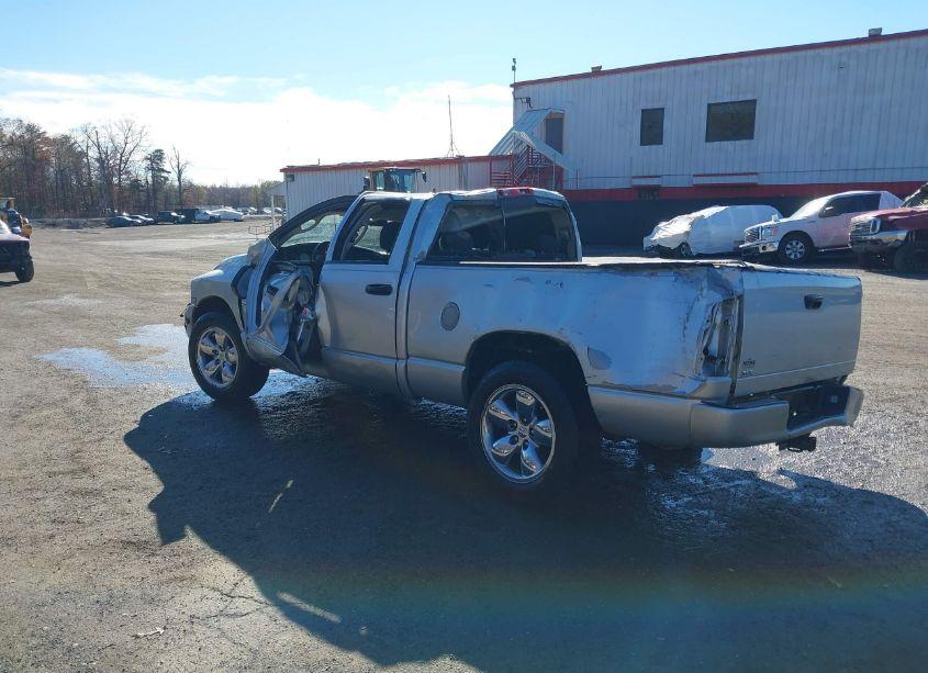 Photo 3 of 2005 Dodge Ram 1500 SLT/LARAMIE (VIN 1D7HA18D05J545393)