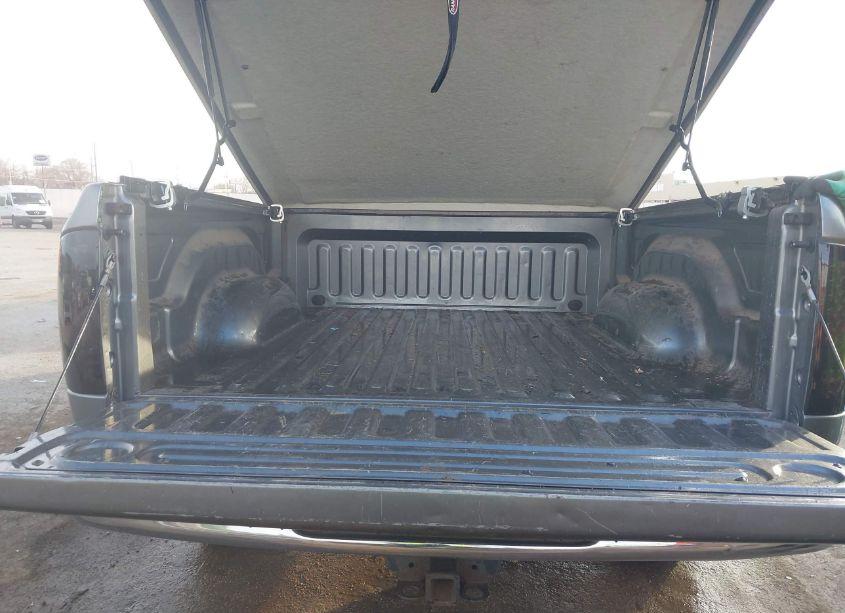 Photo 16 of 2005 Dodge Ram 1500 SLT/LARAMIE (VIN 1D7HA18D15J588558)